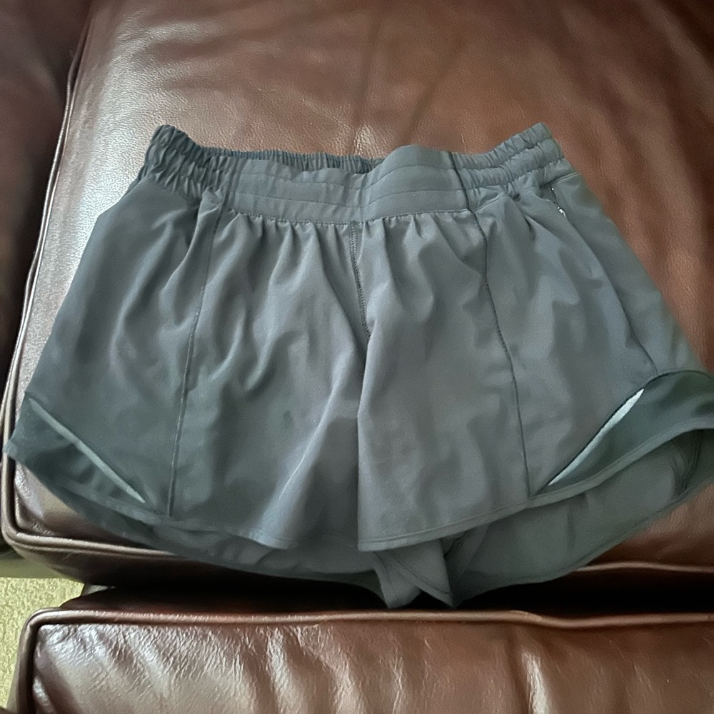 Lululemon Hotty hot shorts tall